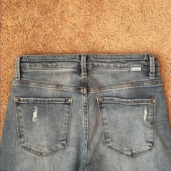 Risen Button Fly Distressed Wide Raw Hem Jeans - Picture 6 of 10